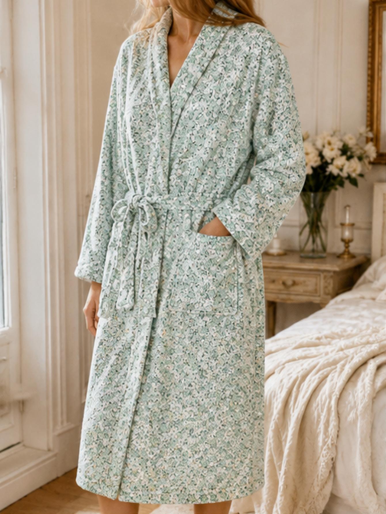 Bathrobe - Women Plus Size Green Ditsy Floral